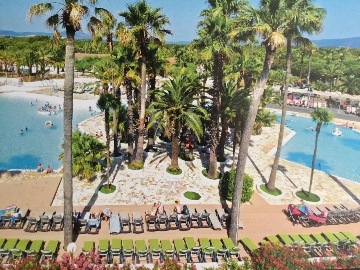 Hotel La Baume 515 Fréjus Exterior foto