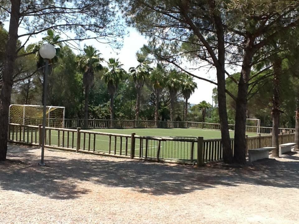 Hotel La Baume 515 Fréjus Exterior foto