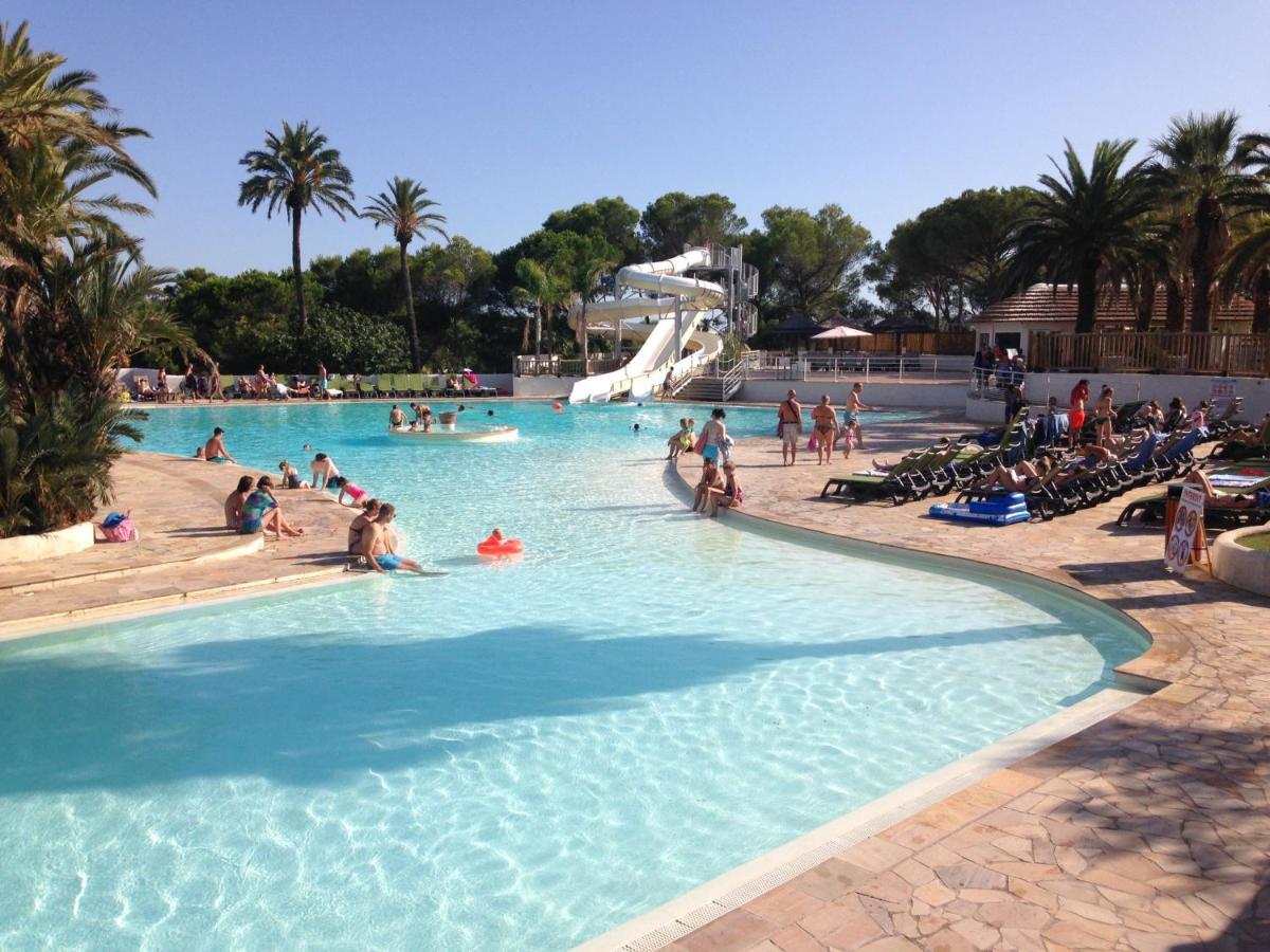 Hotel La Baume 515 Fréjus Exterior foto